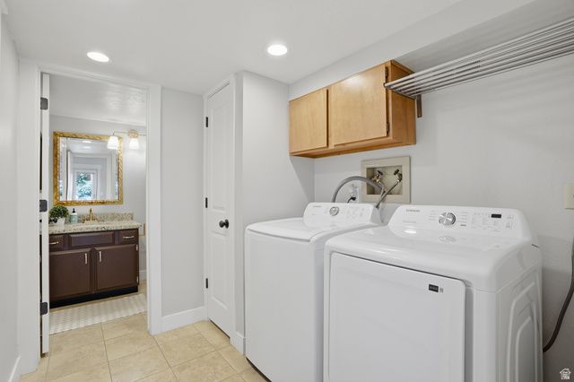 11865 S MAPLE RIDGE RD, Sandy, UT 84094