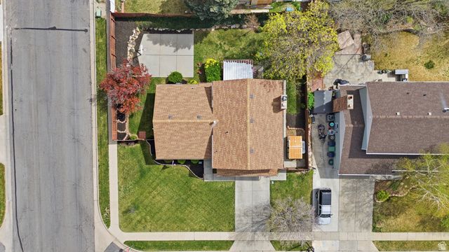 11865 S MAPLE RIDGE RD, Sandy, UT 84094