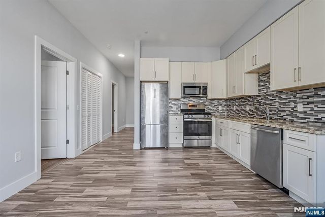 424 Whiton Street 502, Jersey City, NJ 07304