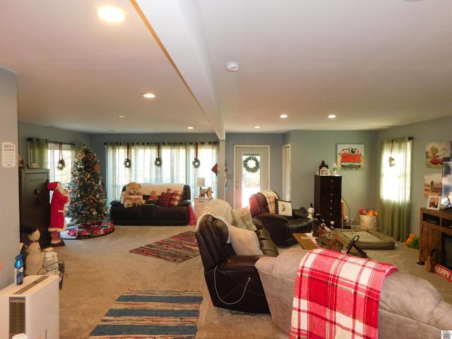 173 Starks Cemetery Road, Benton, KY 42025