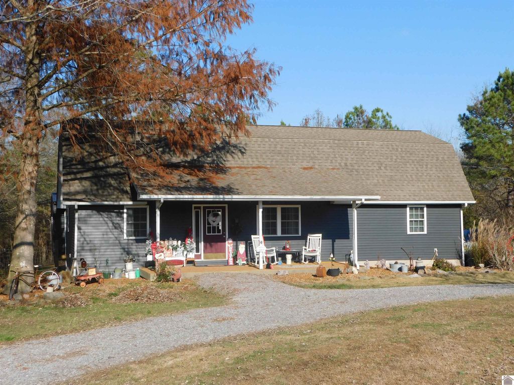 173 Starks Cemetery Road, Benton, KY 42025