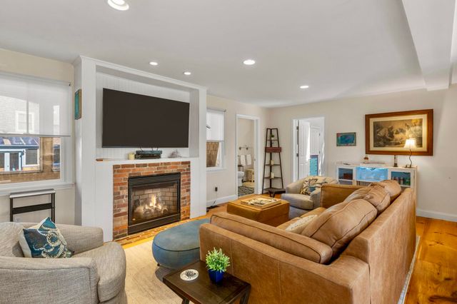 9 A Holway Avenue, Provincetown, MA 02657