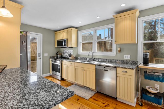 9 A Holway Avenue, Provincetown, MA 02657