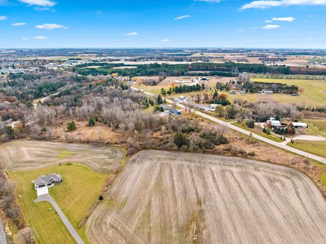 W9566 COUNTY RD JJ, Hortonville, WI 54944