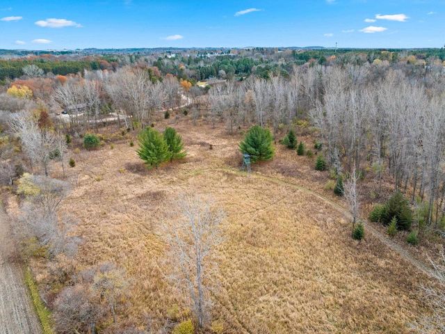 W9566 COUNTY RD JJ, Hortonville, WI 54944