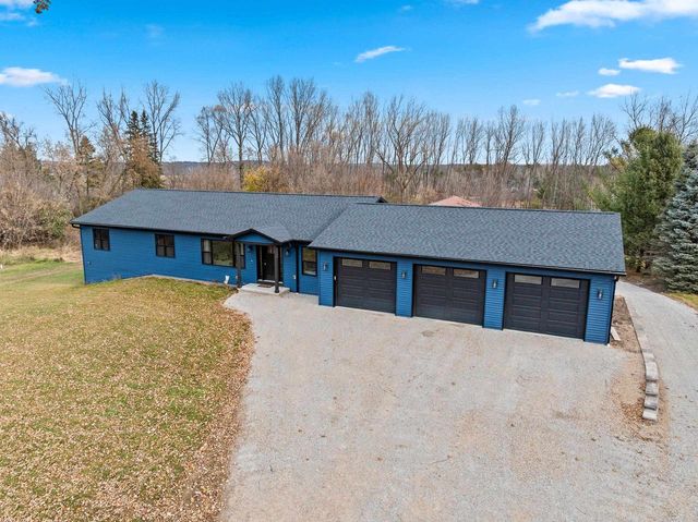 W9566 COUNTY RD JJ, Hortonville, WI 54944