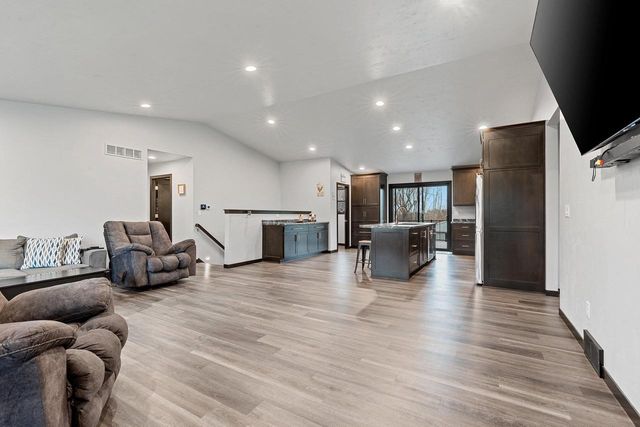 W9566 COUNTY RD JJ, Hortonville, WI 54944