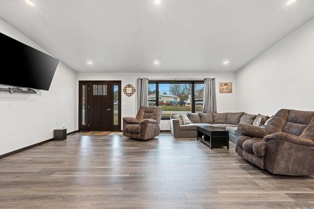 W9566 COUNTY RD JJ, Hortonville, WI 54944