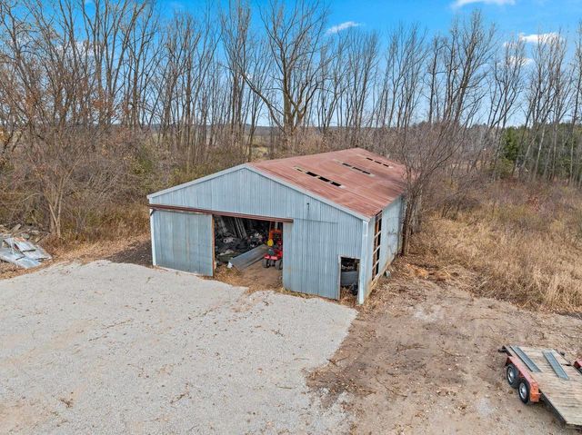 W9566 COUNTY RD JJ, Hortonville, WI 54944