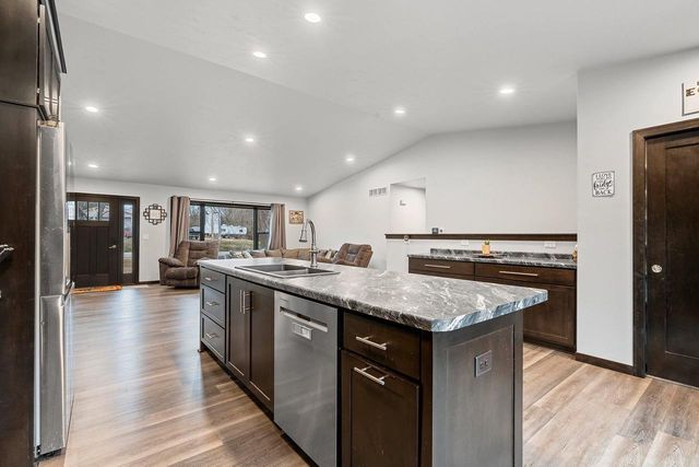 W9566 COUNTY RD JJ, Hortonville, WI 54944