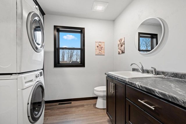 W9566 COUNTY RD JJ, Hortonville, WI 54944