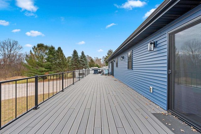 W9566 COUNTY RD JJ, Hortonville, WI 54944