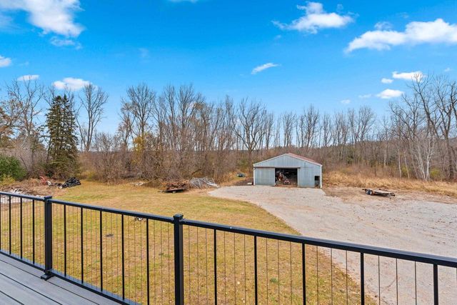 W9566 COUNTY RD JJ, Hortonville, WI 54944