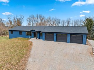 W9566 COUNTY RD JJ, Hortonville, WI 54944