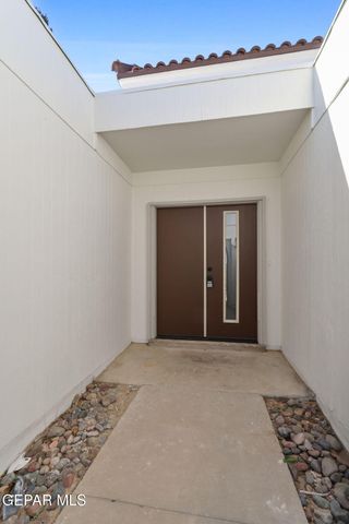 1613 Opossum Circle, Horizon City, TX 79928