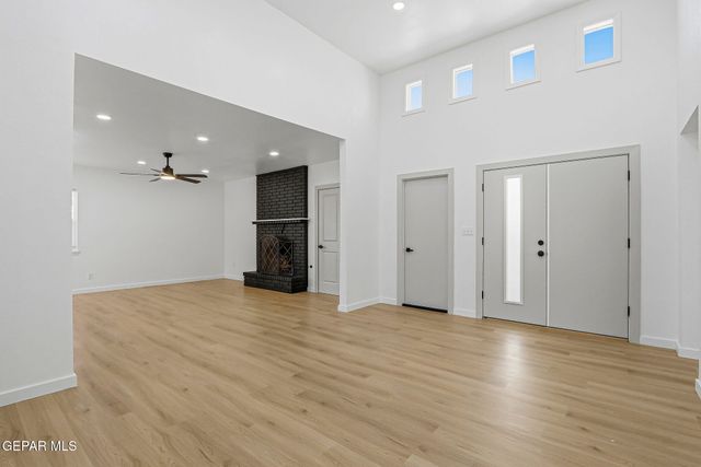 1613 Opossum Circle, Horizon City, TX 79928