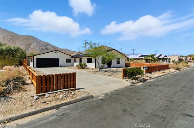 15872 Coral, Palm Springs, CA 92262