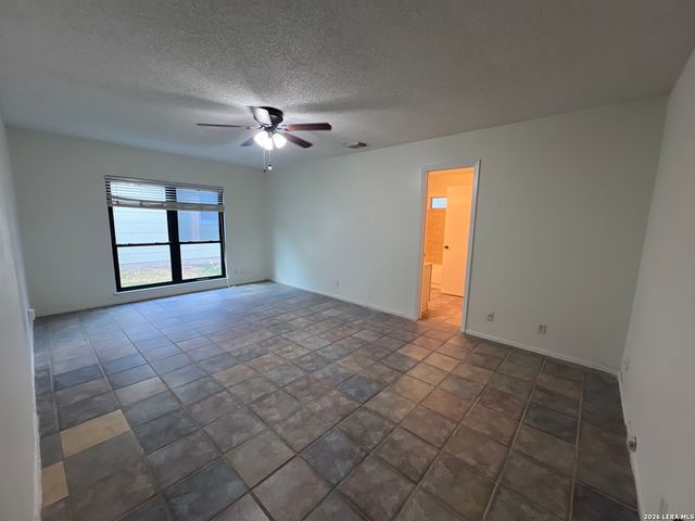 7147 COMANCHE RDG, Converse, TX 78109