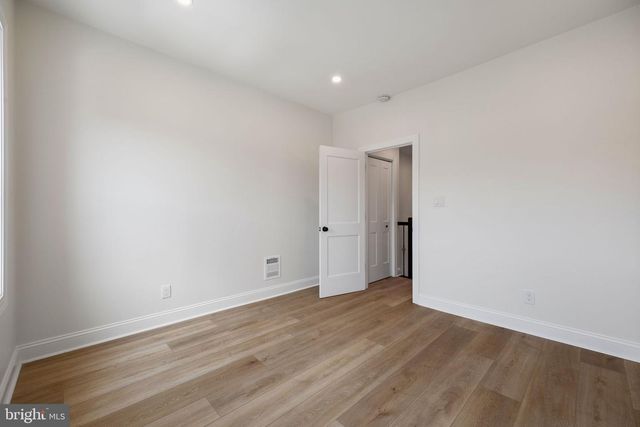 335 DALY ST, Philadelphia, PA 19148