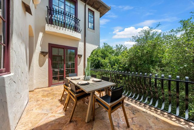 203 Bella Riva DR, Austin, TX 78734