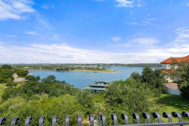 203 Bella Riva DR, Austin, TX 78734
