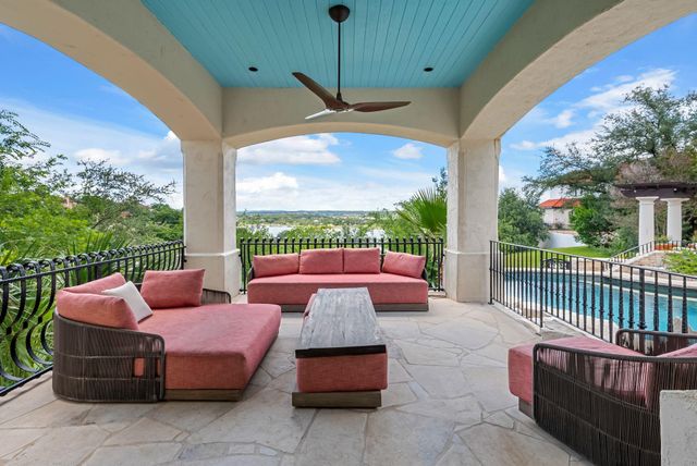 203 Bella Riva DR, Austin, TX 78734