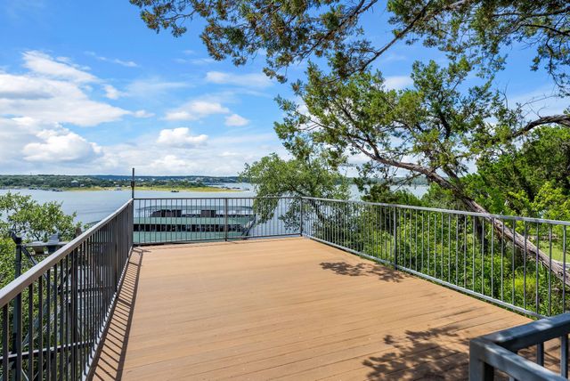 203 Bella Riva DR, Austin, TX 78734