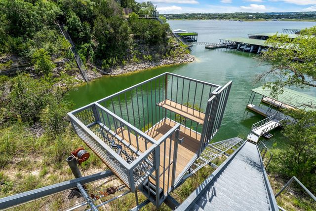 203 Bella Riva DR, Austin, TX 78734