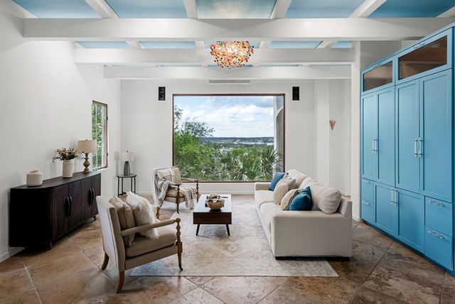 203 Bella Riva DR, Austin, TX 78734