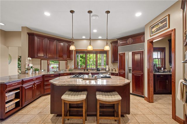 661 Waterdam Rd, North Strabane, PA 15317