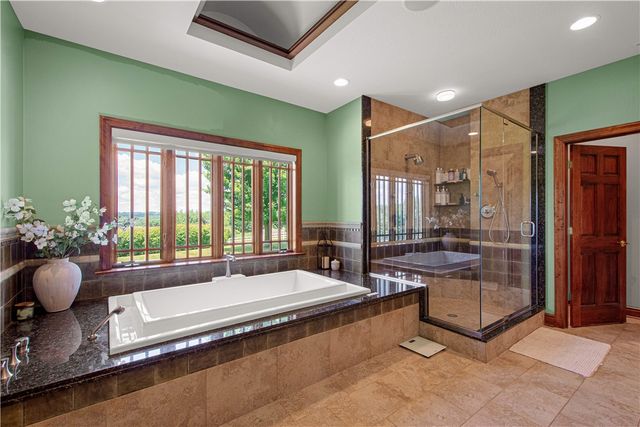 661 Waterdam Rd, North Strabane, PA 15317