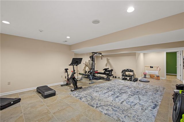 661 Waterdam Rd, North Strabane, PA 15317