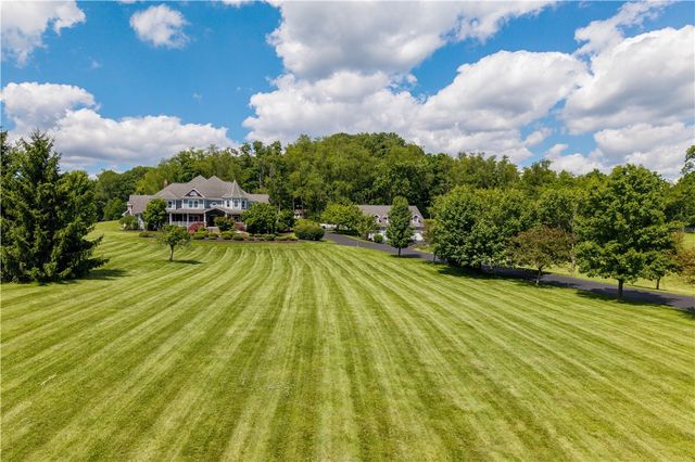 661 Waterdam Rd, North Strabane, PA 15317