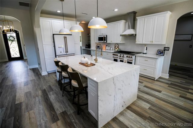 503 Forest Lane, Ardmore, OK 73401