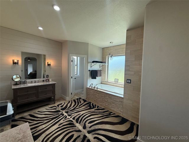 503 Forest Lane, Ardmore, OK 73401