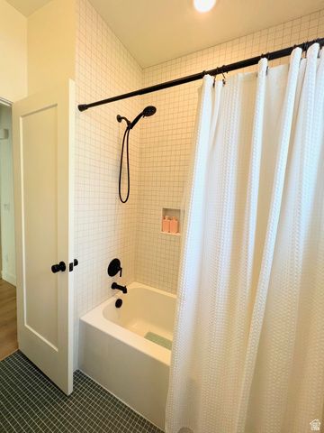 118 N SHERWOOD DR, Providence, UT 84332