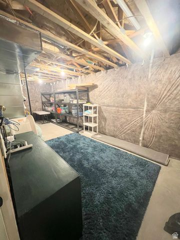 118 N SHERWOOD DR, Providence, UT 84332