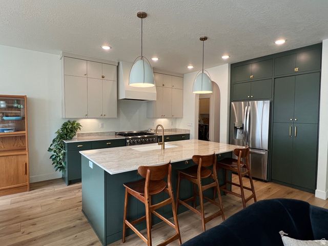 118 N SHERWOOD DR, Providence, UT 84332