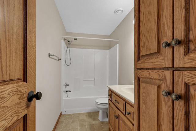 1835 Star Drive, Sauk Rapids, MN 56379