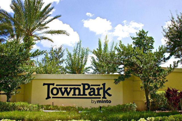 12871 SW Lake Fern Circle, Port St. Lucie, Port St Lucie, FL 34987