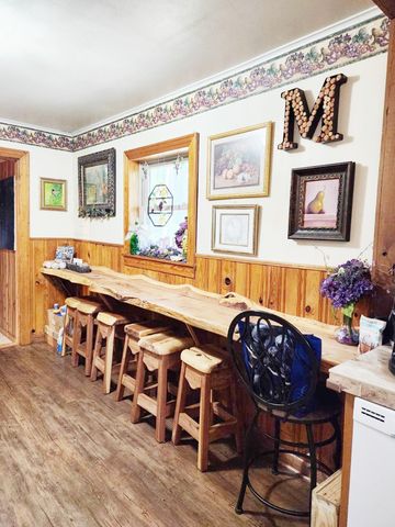 368 Rivers Rd, Hornbeck, LA 71439