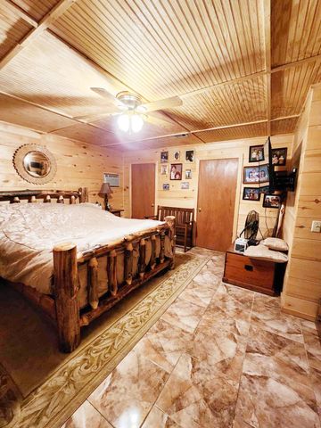 368 Rivers Rd, Hornbeck, LA 71439