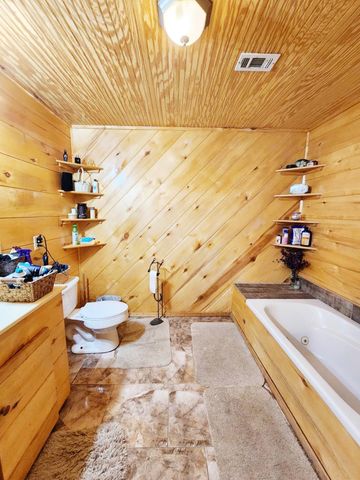 368 Rivers Rd, Hornbeck, LA 71439