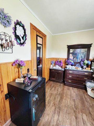 368 Rivers Rd, Hornbeck, LA 71439