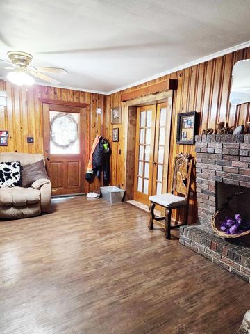 368 Rivers Rd, Hornbeck, LA 71439