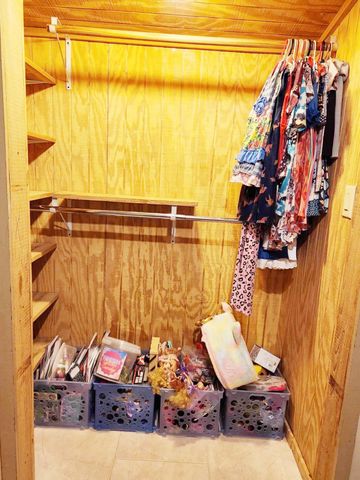 368 Rivers Rd, Hornbeck, LA 71439