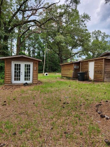 368 Rivers Rd, Hornbeck, LA 71439