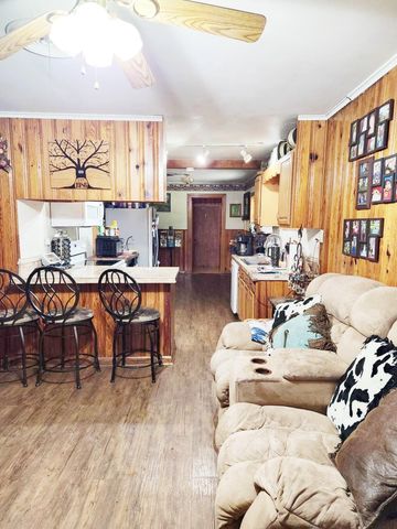 368 Rivers Rd, Hornbeck, LA 71439