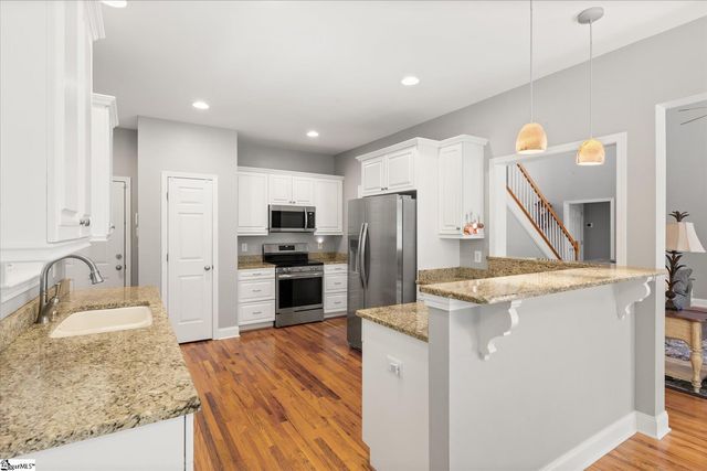 467 Sunset Pointe Drive, Lyman, SC 29365