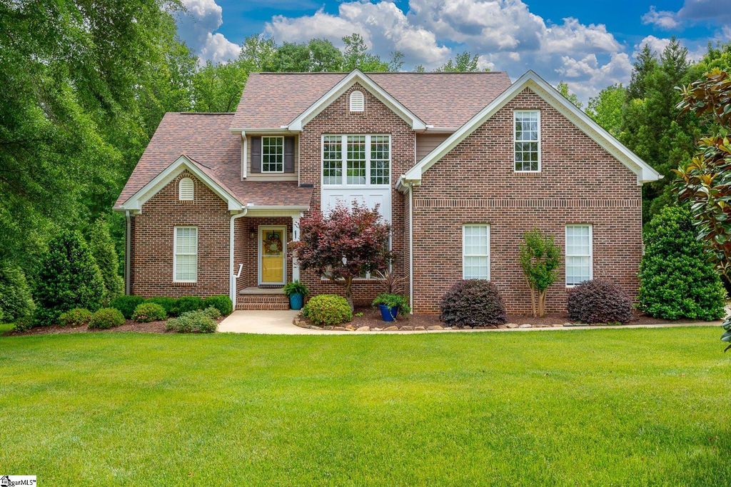 467 Sunset Pointe Drive, Lyman, SC 29365